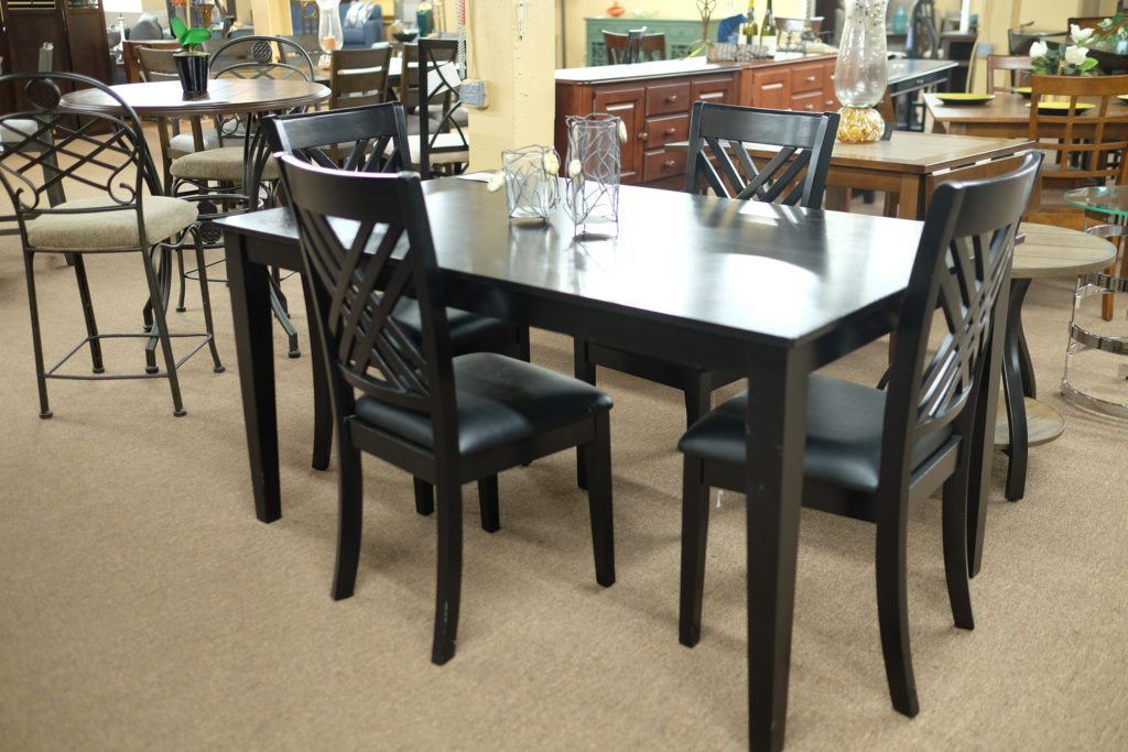Standard Brooklyn Dinette dining room set Pittsburgh Furniture